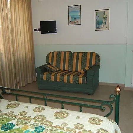 Luxury 4*