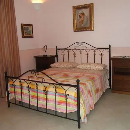 Πανσιόν Luxury Πομπηία