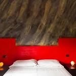 Luxury Pompeia